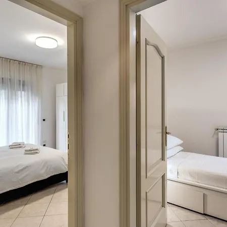 Lovely Flat Near Vaticano 아파트 로마